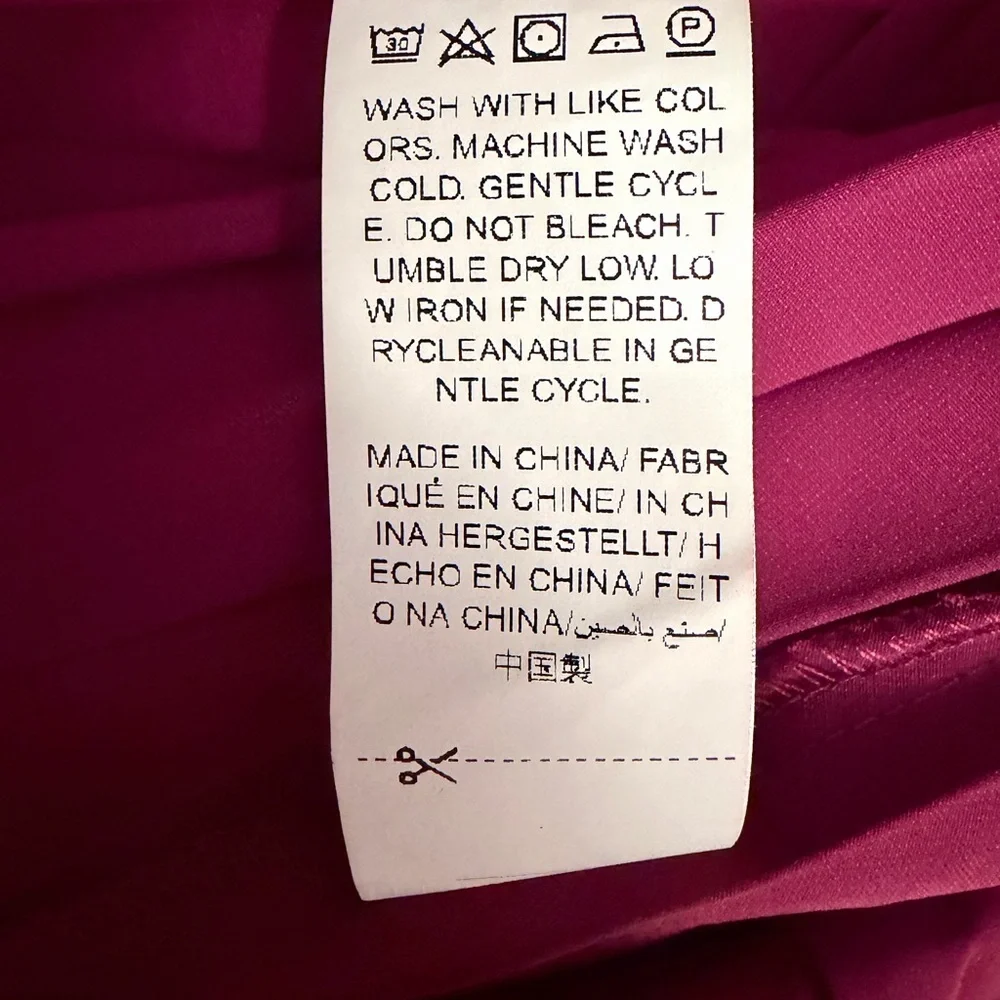 SZ S Chic Burgundy Pleated Ankle Length Skirt with Elastic Waistband